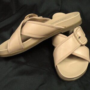 Worn Once! Marc Fisher Hazaia open toe slip-on casual sandals 10
